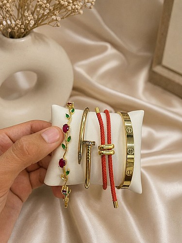 set de bracelets élégants et tendance