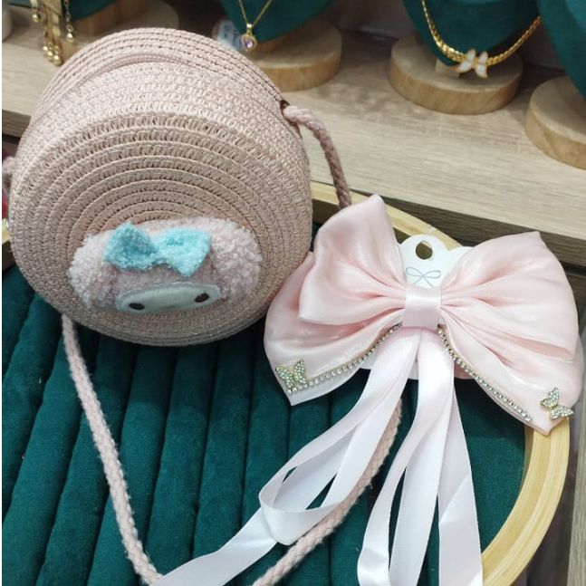 Mini sac a main avec pince cheveux