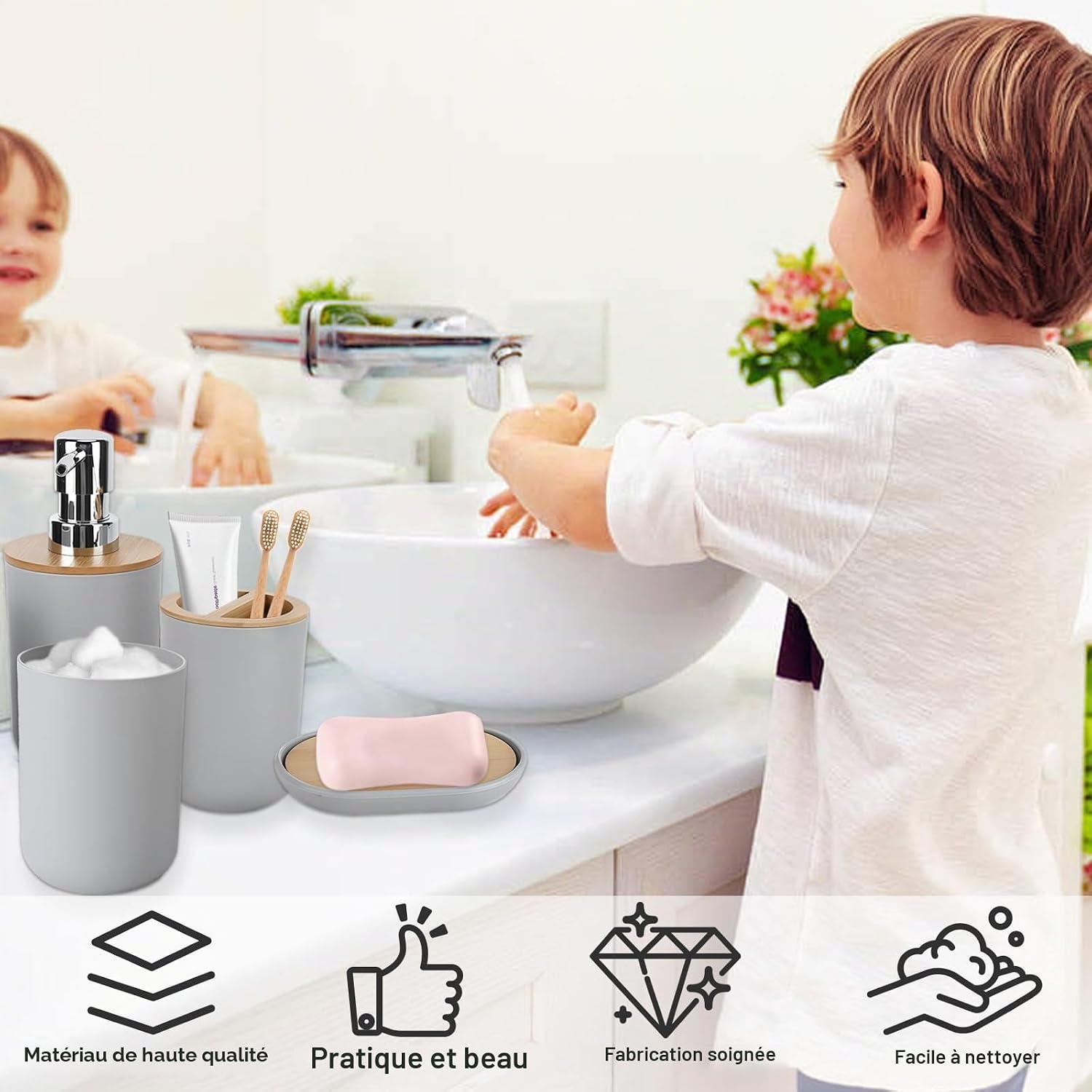 ensemble d'accessoires de salle de bain