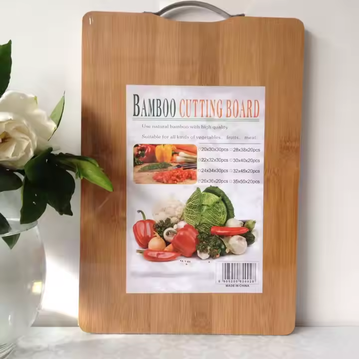 Planche à découper en bambou pour la cuisine 22Cm x 32Cm.