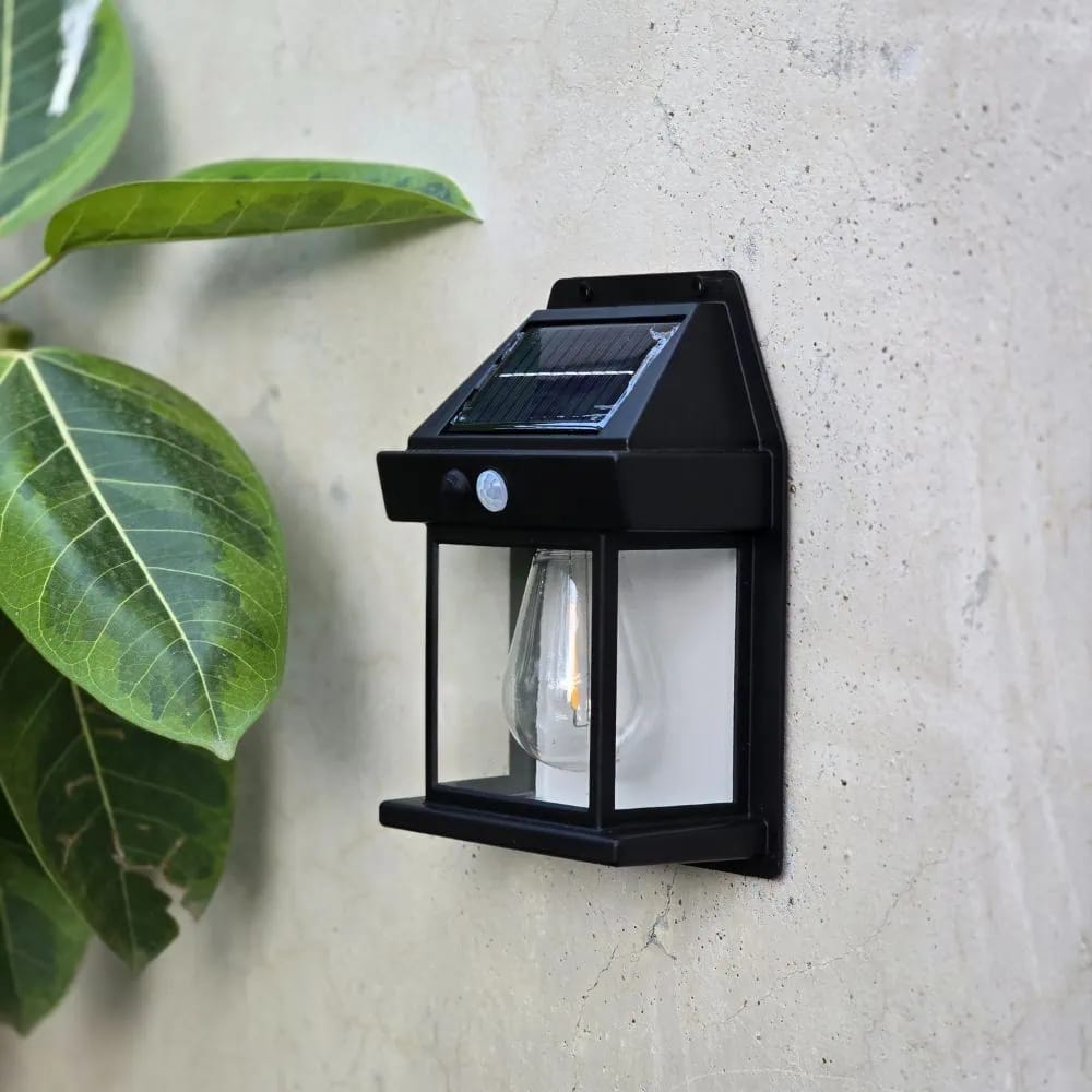 Solar Interaction wall lamp